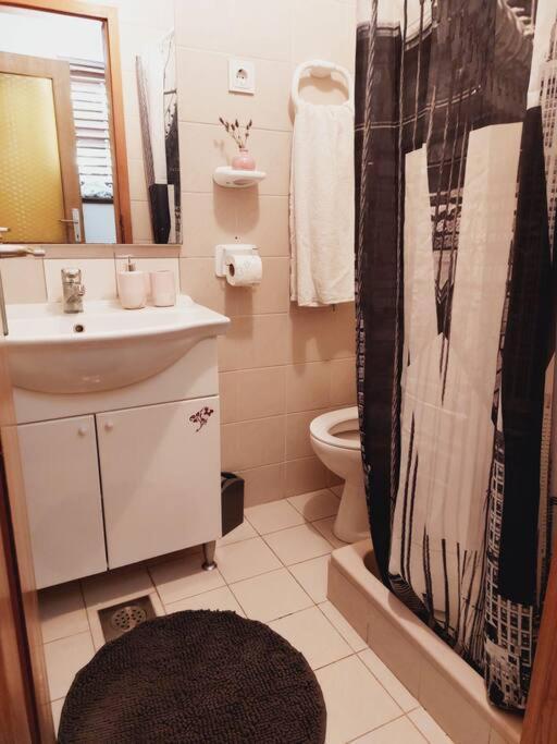 Nikos Apartment *